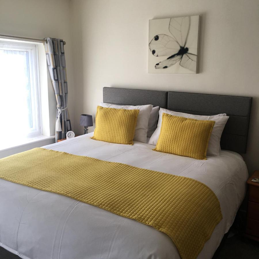 ويرهام Spurwing Guest House المظهر الخارجي الصورة